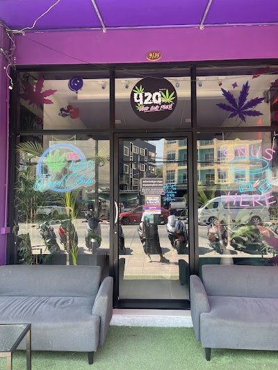 420 Weed & Snus Club, Phuket — cannabis dispensary in Patong, Phuket