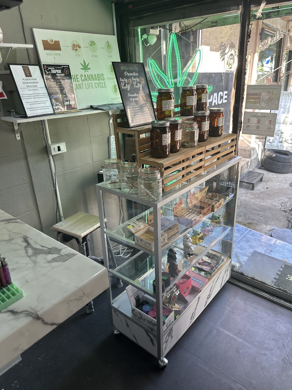 Weed OLD City Cannabis store Dispensary 大麻 marijuanas конопля - photo 5