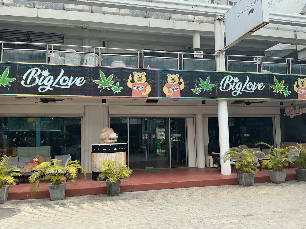 Big Love – Weed & Cannabis Bar - photo 1