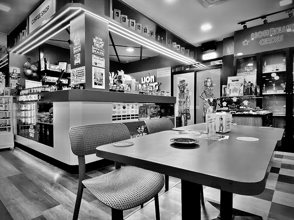 LION ROLLING CIRCUS - Dispensary, Chaweng Beach - photo 4