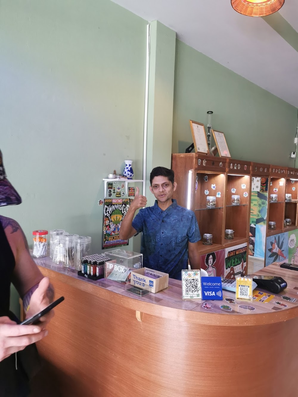 Medileaves | Weed Shop Dispensary - Old City - photo 2