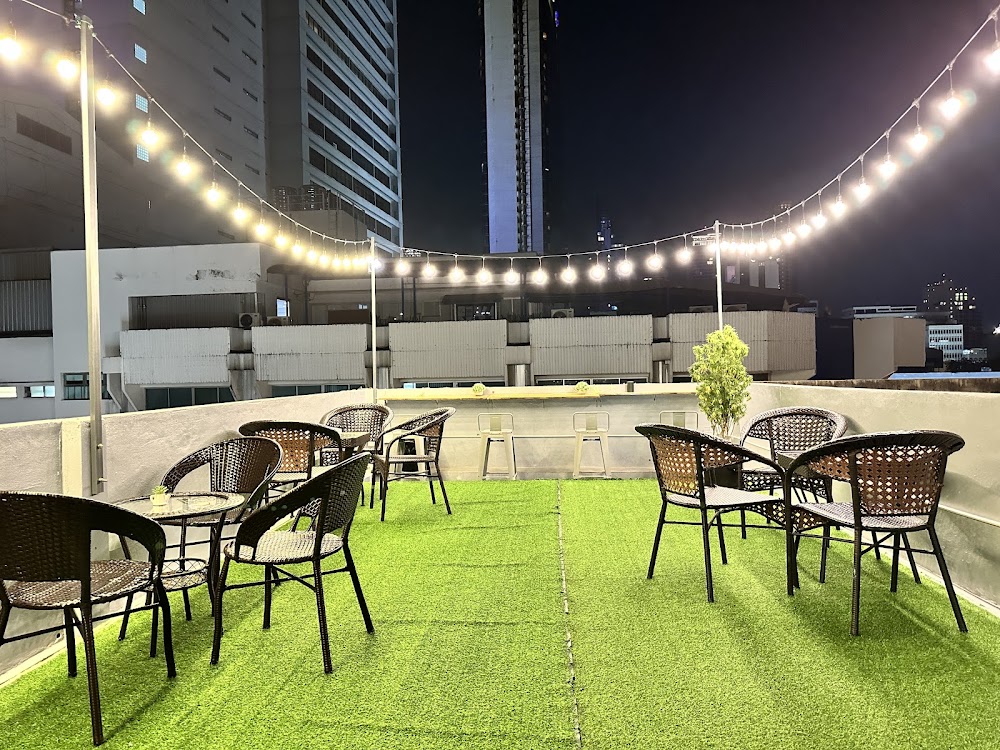 The High Rooftop Cannabis Dispensary & Weed Shop - photo 4