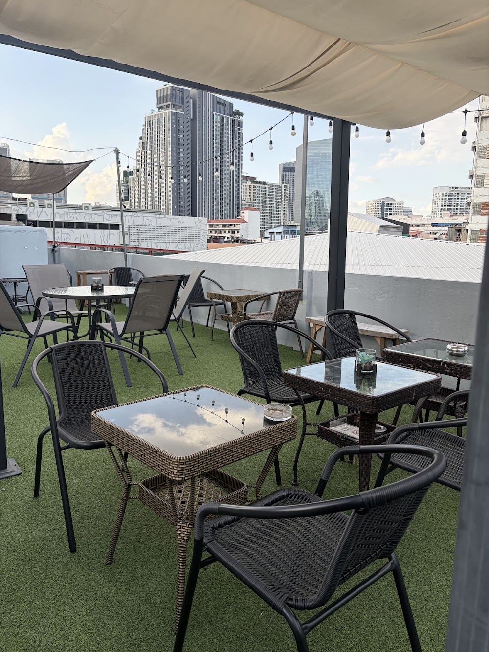 The High Rooftop Cannabis Dispensary & Weed Shop - photo 5
