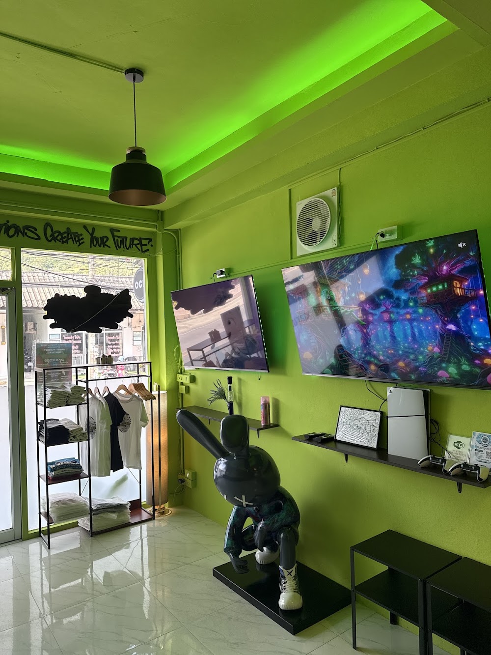 Green Karma Medical Cannabis Dispensary , Glass & Bong shop - photo 4
