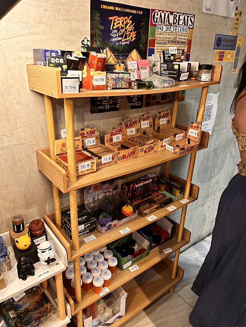 Weed Shop Highway 420 Cannabis Dispensary 大麻 Marijuanas - photo 2