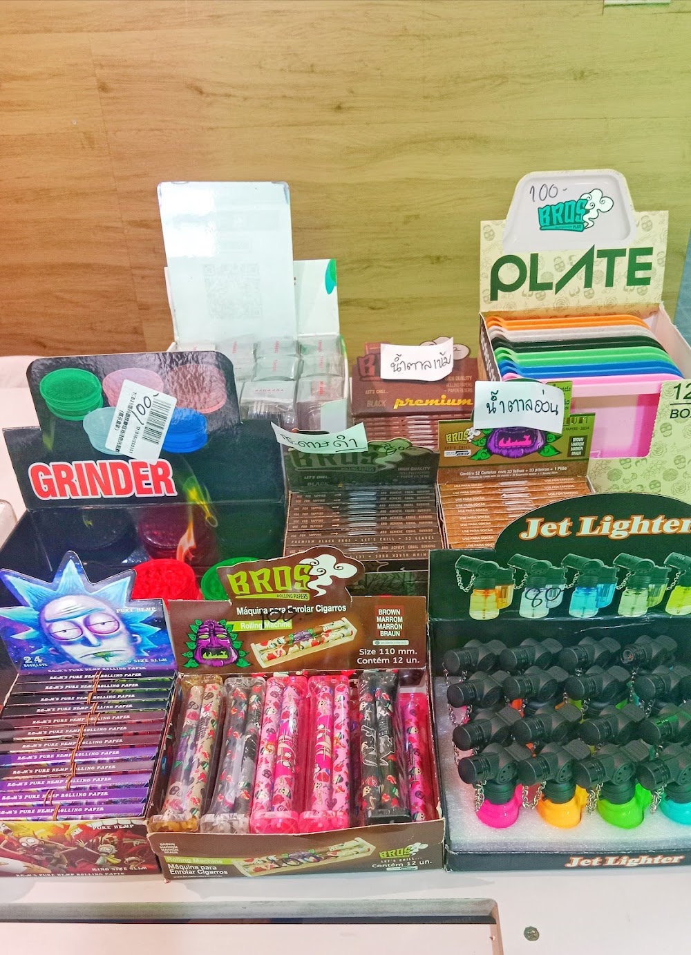 Weed Shop Superbud @Sridonchai - Cannabis dispensary 大麻 конопля - photo 5