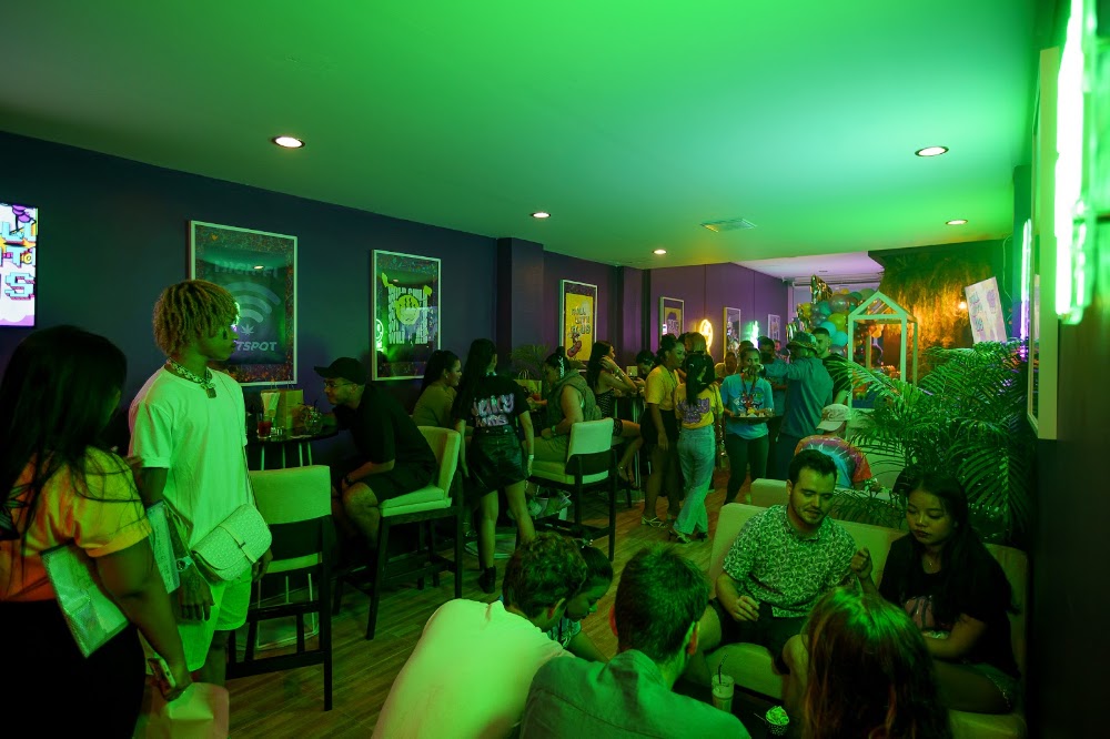 Juicy Buds Phuket - photo 3