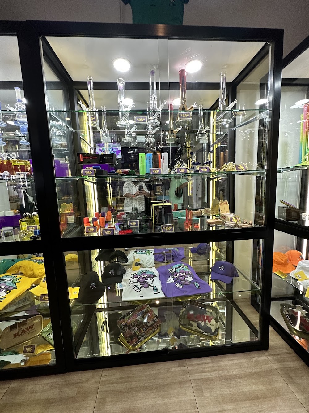 Juicy Buds Phuket - photo 5