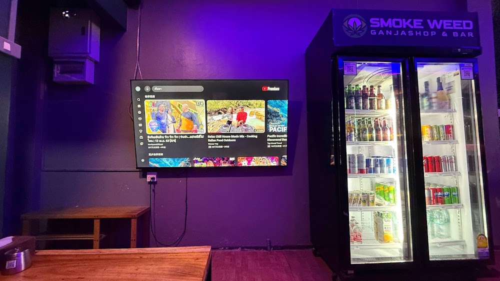 Weed Garden Lounge Bar - photo 3
