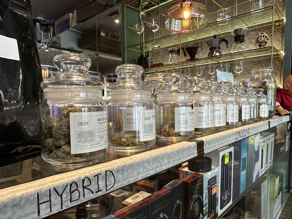 High Town Cannabis & Grower Community - photo 4