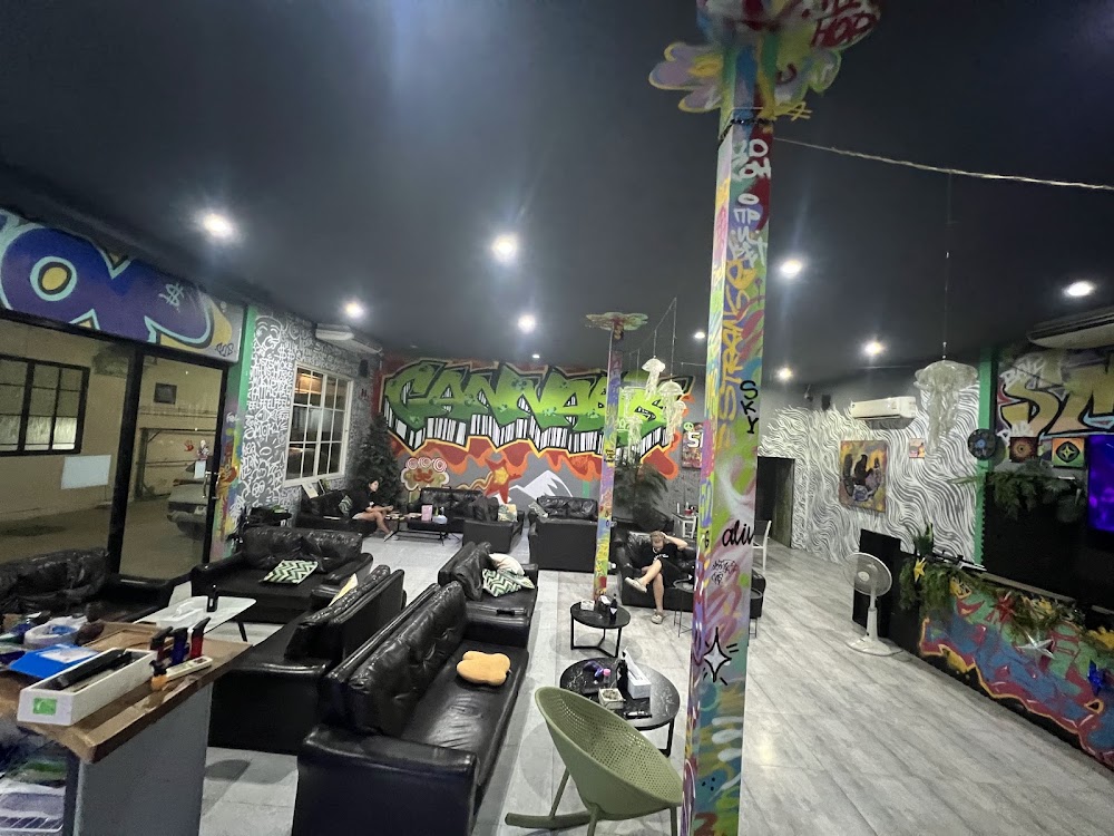 Smoky Bar Weed Store - photo 2