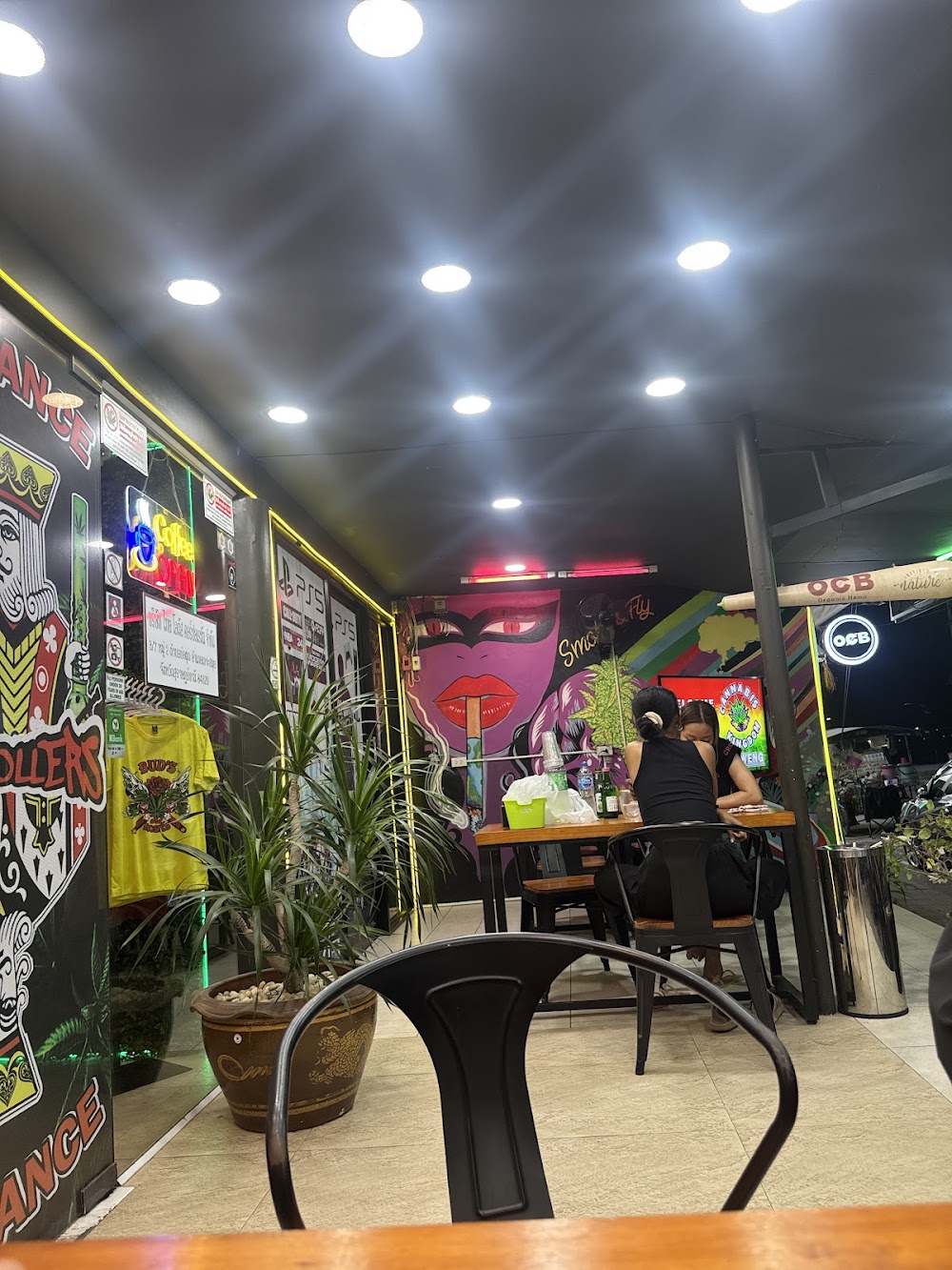 Cannabis Kingdom Chaweng - photo 2