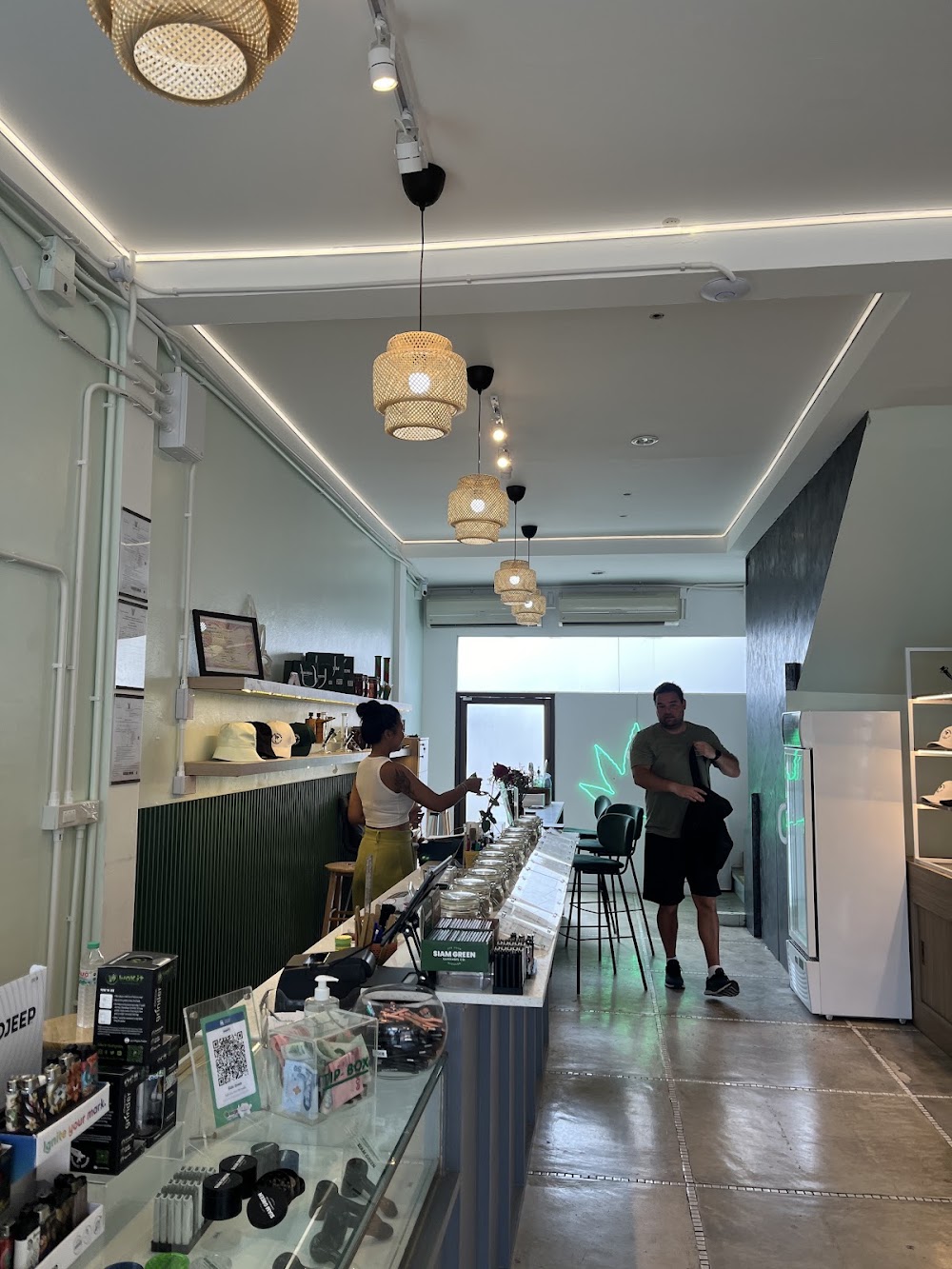 Siam Green Cannabis Co - Chaweng - photo 2