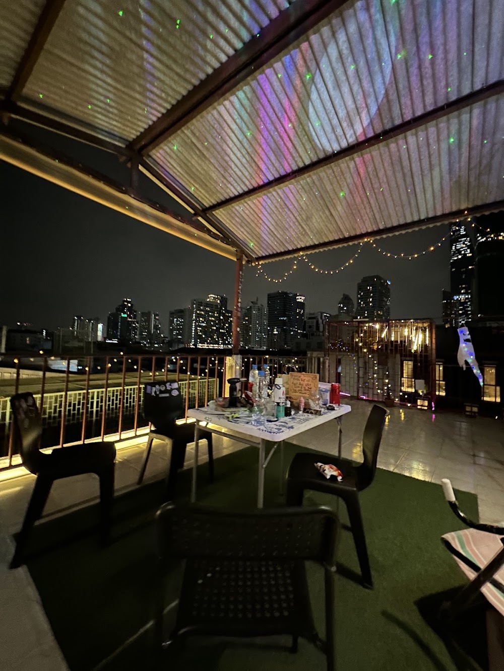 Fat Buds Weed Shop Sathorn (Cannabis Dispensary) - photo 2
