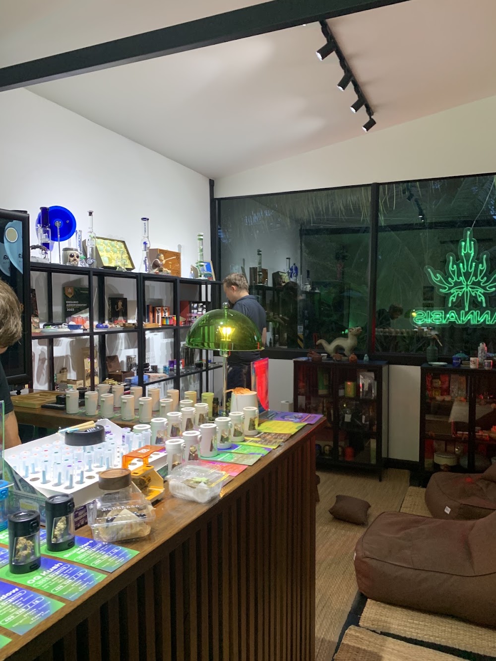 Plantasia — Cannabis Weed Shop - photo 3