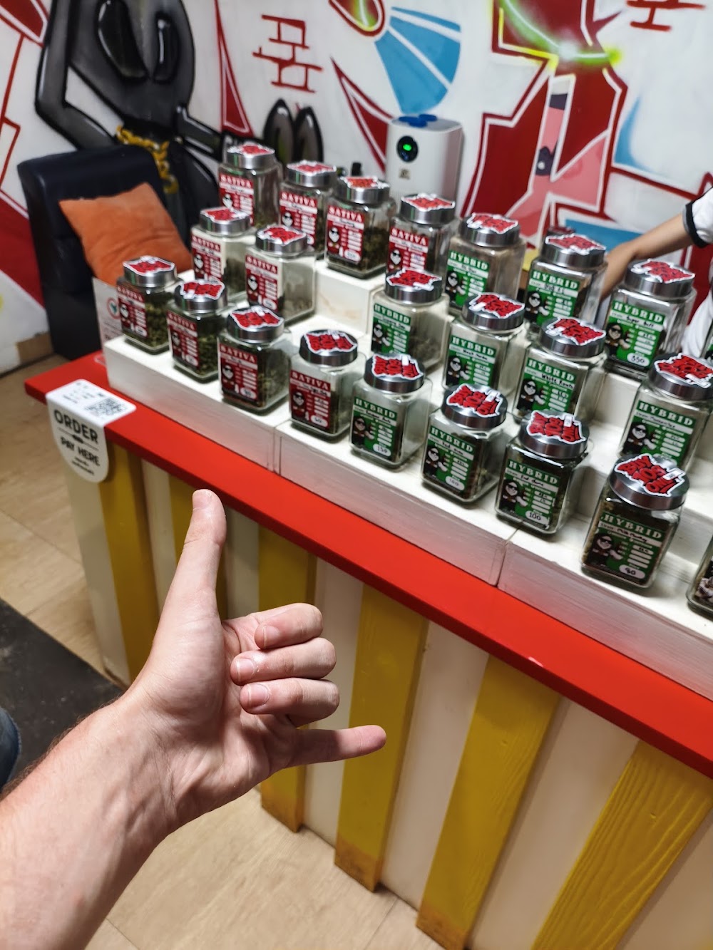 Weed Shop Superbud @Chang Phueak Gate - Cannabis dispensary 大麻 конопля - photo 3