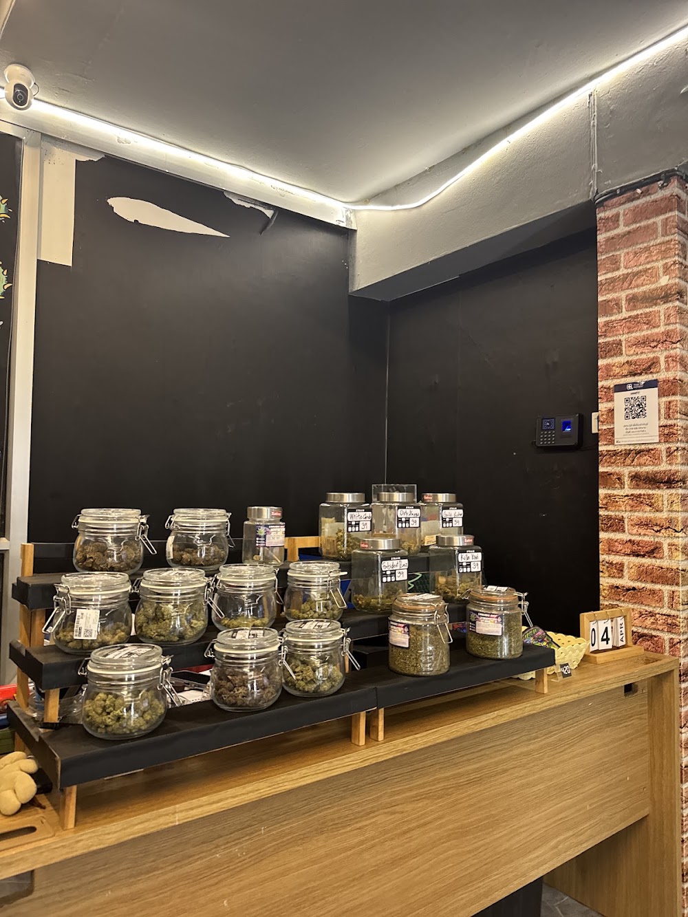 Green Way 420 CNX – Weed Shop Santitham Chiang Mai - photo 4