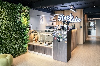 GoodTrip x Herb Uncle Cannabis CNX 麻麻叔叔 — cannabis dispensary in Chang Phueak, Chiang Mai
