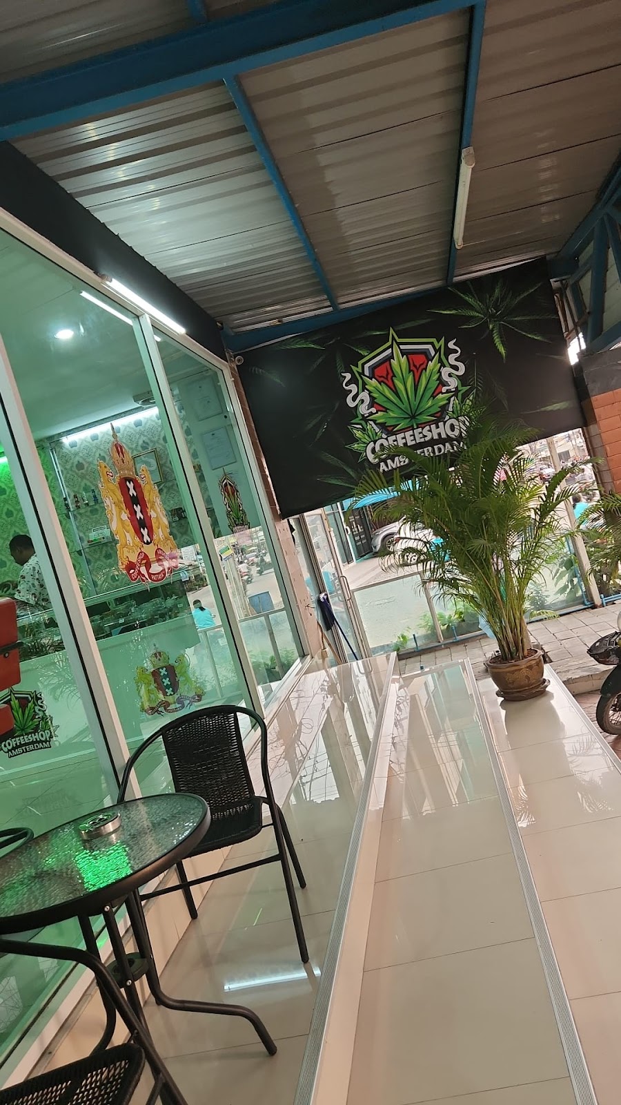 COFFEESHOP AMSTERDAM. NO.1 THE BEST CANNABIS - photo 2