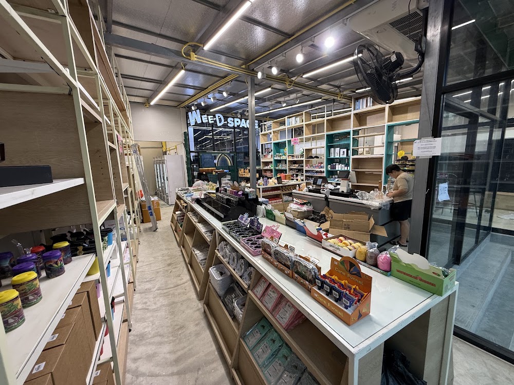 Choo Choo Hemp Weed Shop x Edibleland | Thong Sala Koh Phangan - photo 2